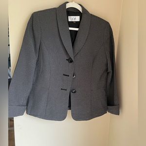 Le suit Blazer & skirt set